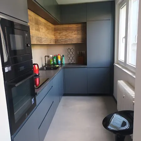 útulný V Blízkosti Centra Apartamento *